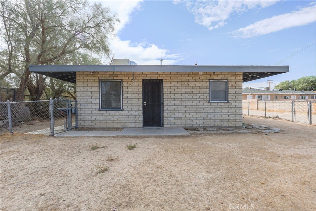 529 W Church Avenue, Ridgecrest, CA 93555