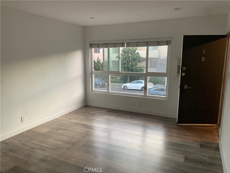 Property photo for 702 S St Andrews, Los Angeles, CA