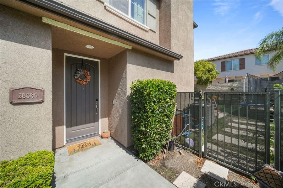 Property photo for 28360 Mirabelle Lane, Saugus, CA