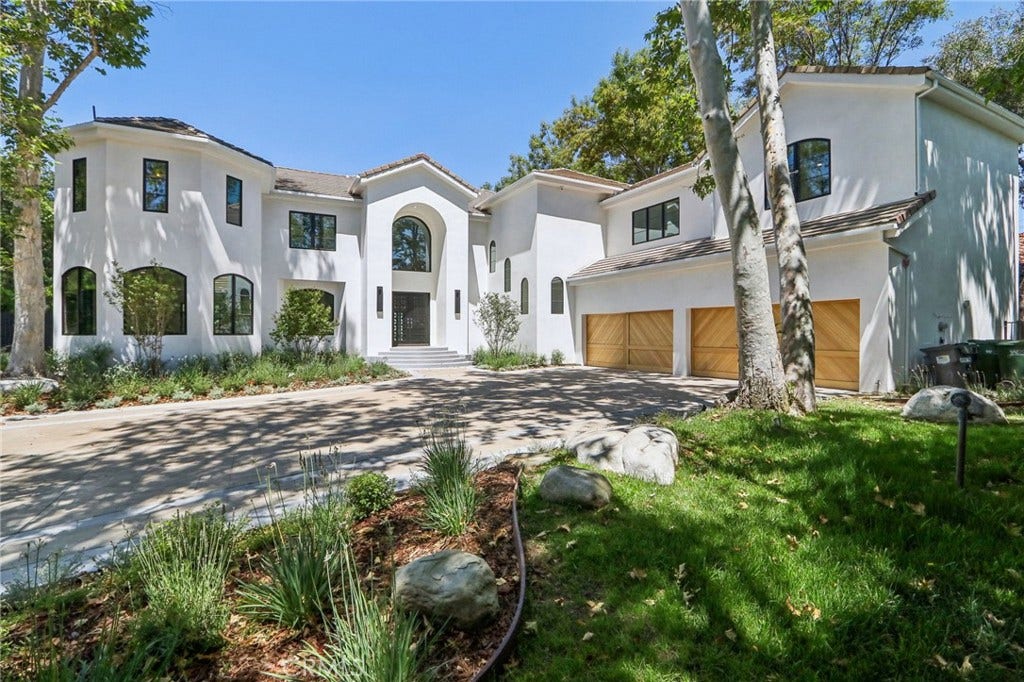 4261 TEMMA Court, Calabasas, CA 91302