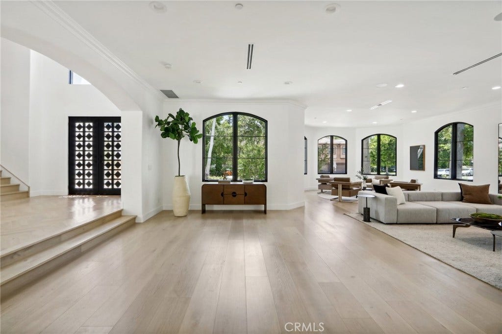 4261 TEMMA Court, Calabasas, CA 91302