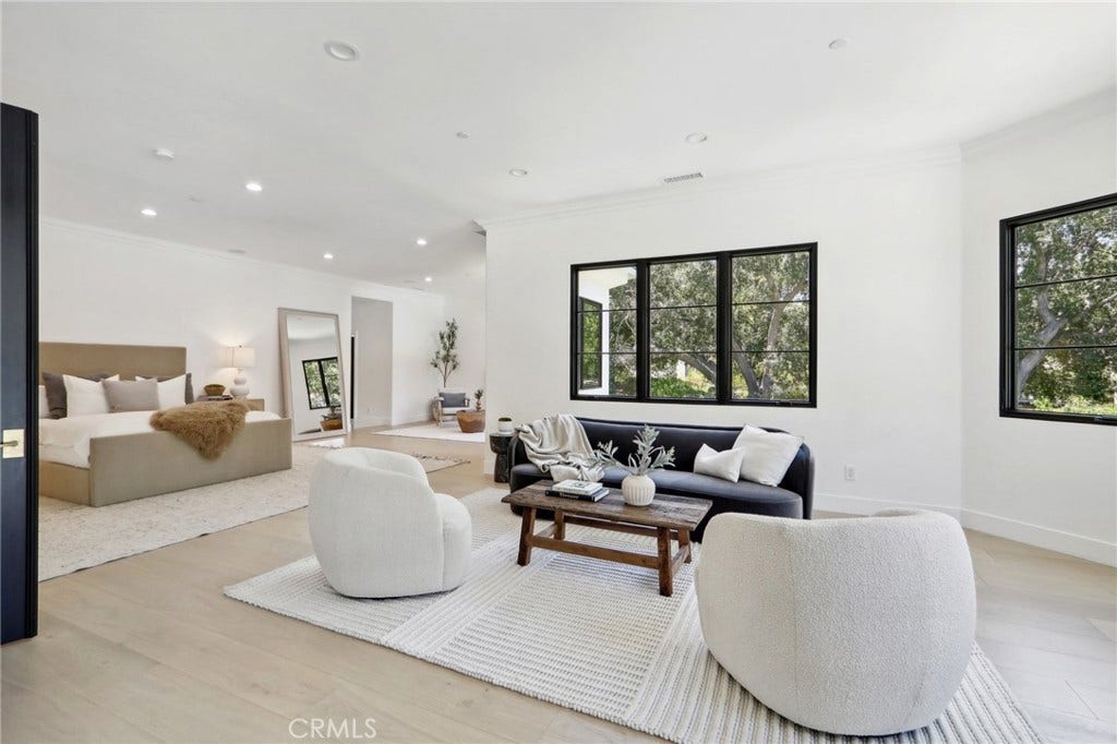 Primary suite