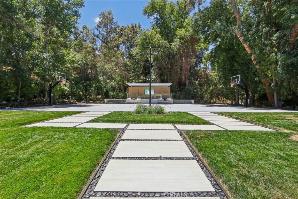 4261 TEMMA Court, Calabasas, CA 91302