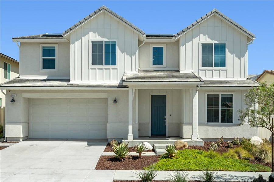 Property photo for 28526 Sparrow, Saugus, CA