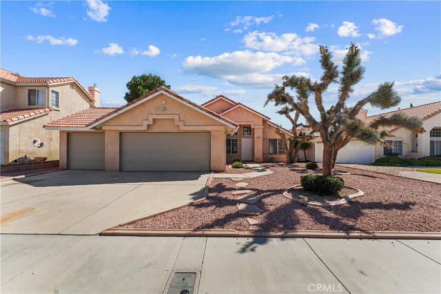 Property photo for 5546 Laurel Avenue, Palmdale, CA