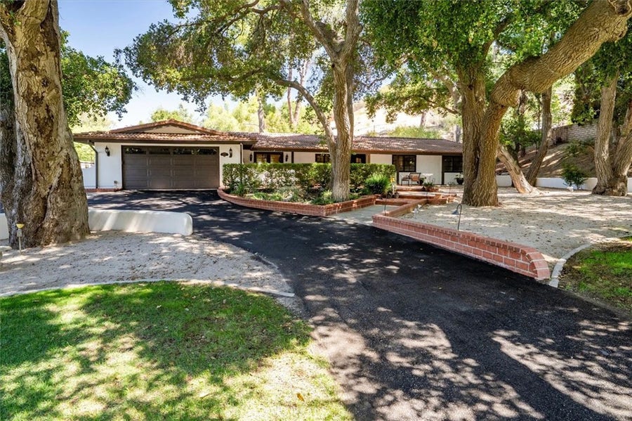 Property photo for 15737 Warm Springs, Canyon Country, CA