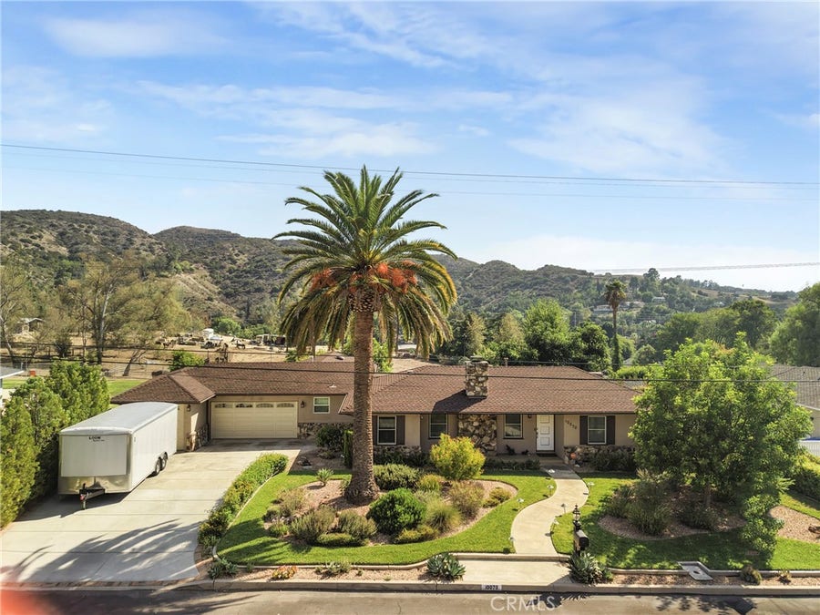 Property photo for 10070 Barling Street, Shadow Hills, CA