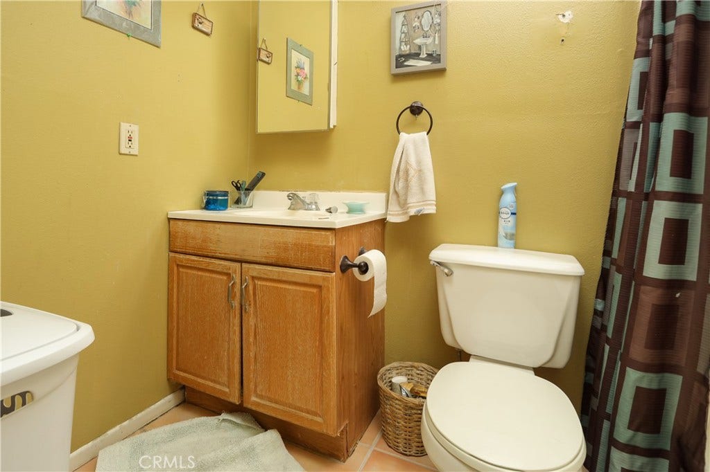 6612 Ash Avenue, Inyokern, CA 93527 6612 Ash Avenue, Inyokern, CA 93527
