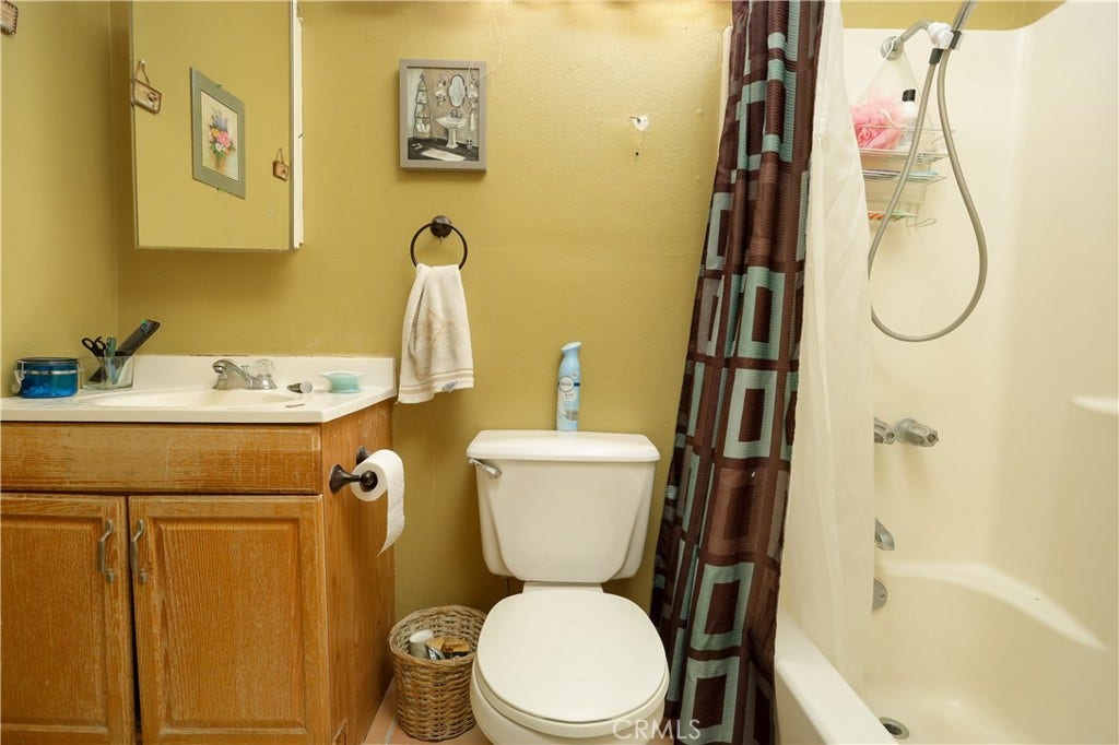 6612 Ash Avenue, Inyokern, CA 93527 6612 Ash Avenue, Inyokern, CA 93527