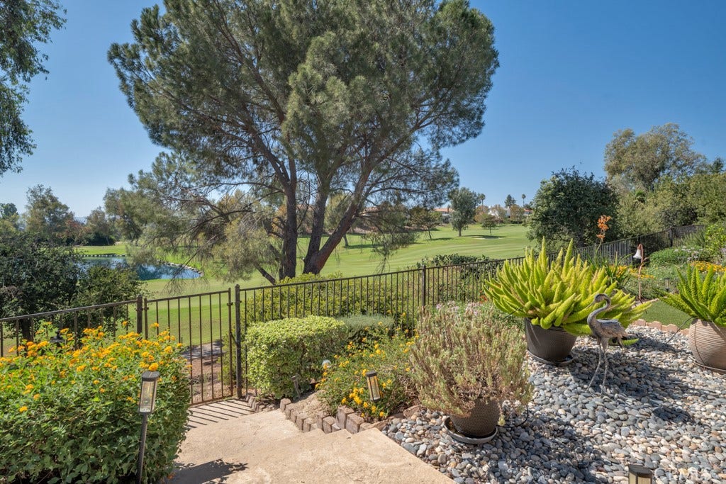 19300 Singing Hills, Porter Ranch, CA 91326
