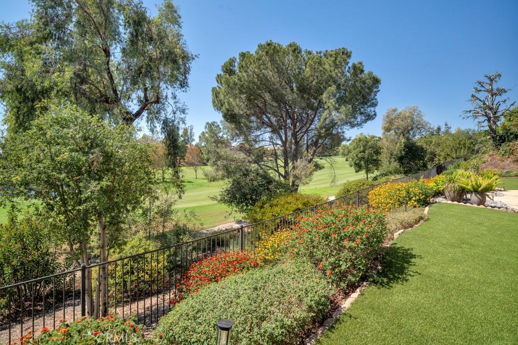 19300 Singing Hills, Porter Ranch, CA 91326