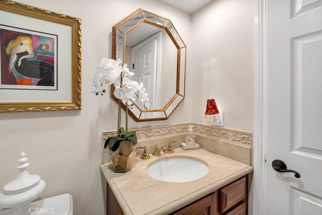 19300 Singing Hills, Porter Ranch, CA 91326