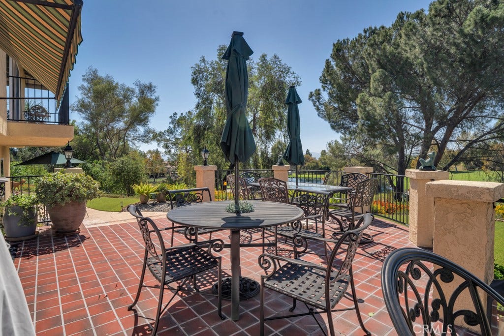 19300 Singing Hills, Porter Ranch, CA 91326