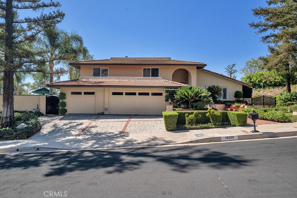 19300 Singing Hills, Porter Ranch, CA 91326