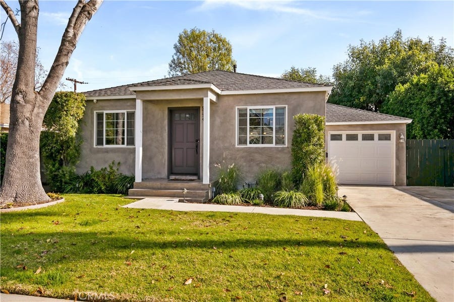 Property photo for 5774 Bertrand, Encino, CA