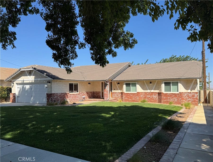 Property photo for 5837 W Avenue M2, Quartz Hill, CA