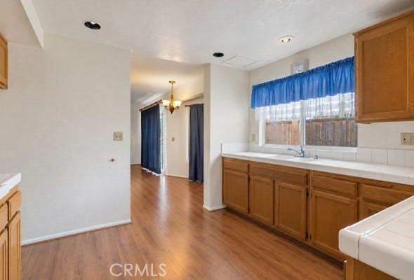 37234 Newbury, Palmdale, CA 93552 37234 Newbury, Palmdale, CA 93552