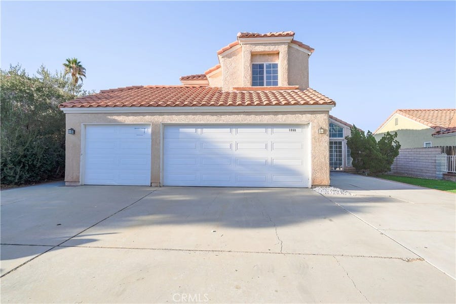 Property photo for 1523 Berkshire Drive, Palmdale, CA