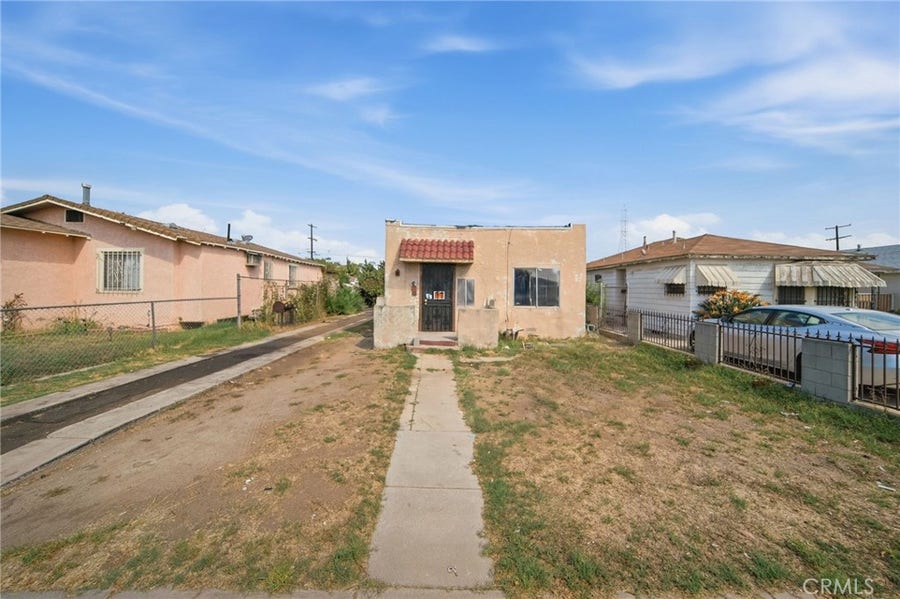 Property photo for 631 E 119th, Los Angeles, CA