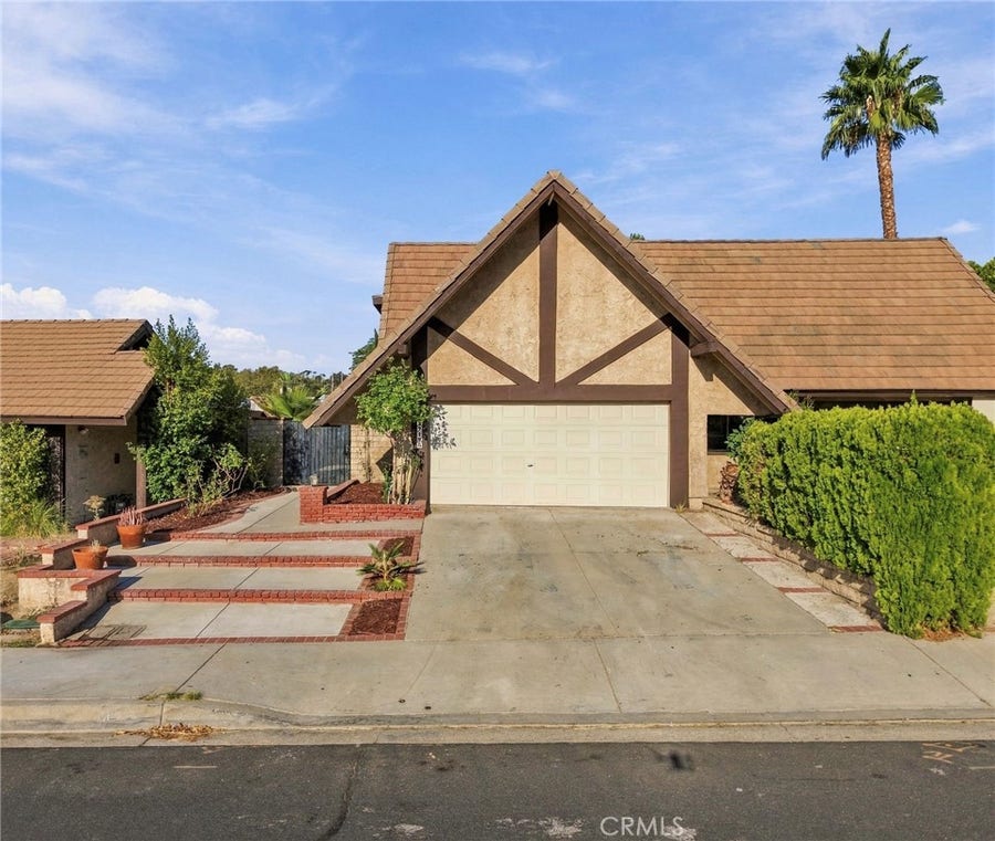 Property photo for 27175 Rio Garza, Valencia, CA