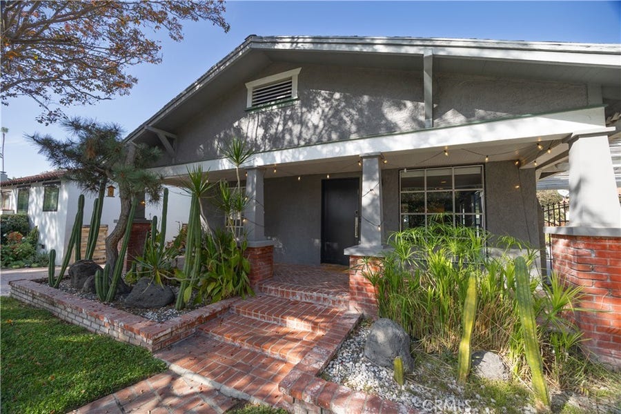 Property photo for 11049 Blix Street, Toluca Lake, CA