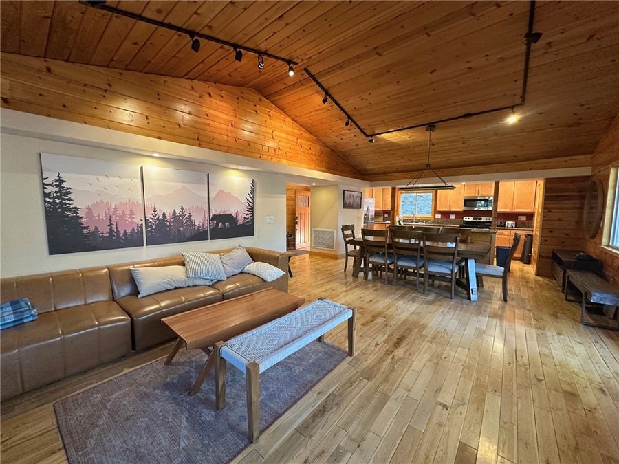 Property photo for 2300 Cypress, Pine Mountain Club, CA