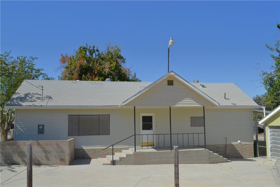 Property photo for 24882 3rd Street, Fellows, CA
