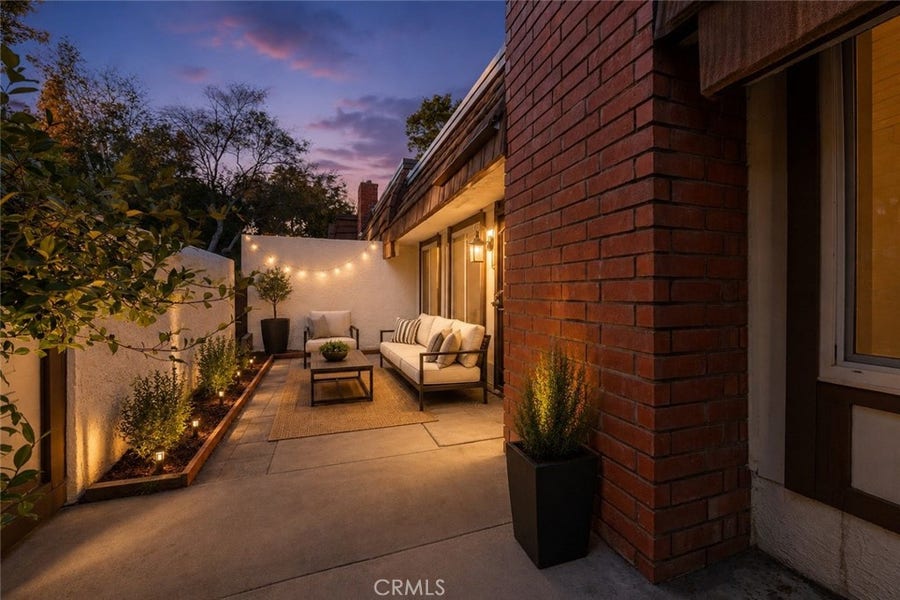 Property photo for 10055 Larwin, #3, Chatsworth, CA
