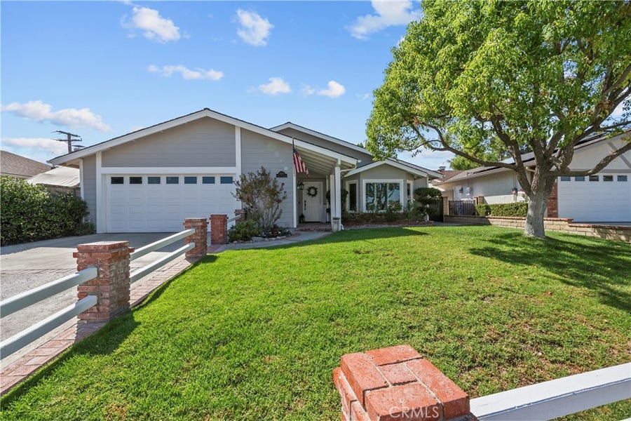Property photo for 25065 Green Mill, Newhall, CA