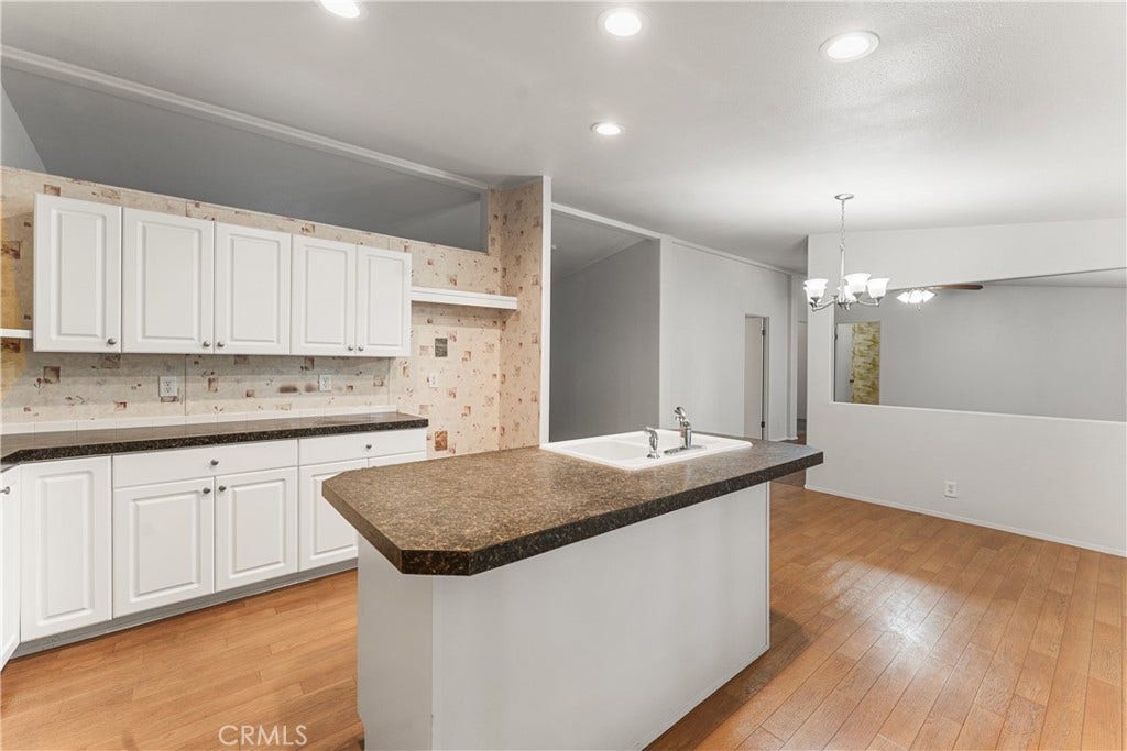 5711 Columbia Way, #SPC 219, Quartz Hill, CA 93536