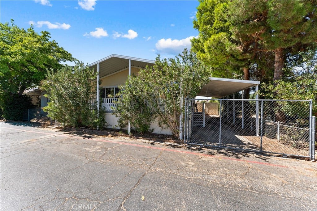 5711 Columbia Way, #SPC 219, Quartz Hill, CA 93536