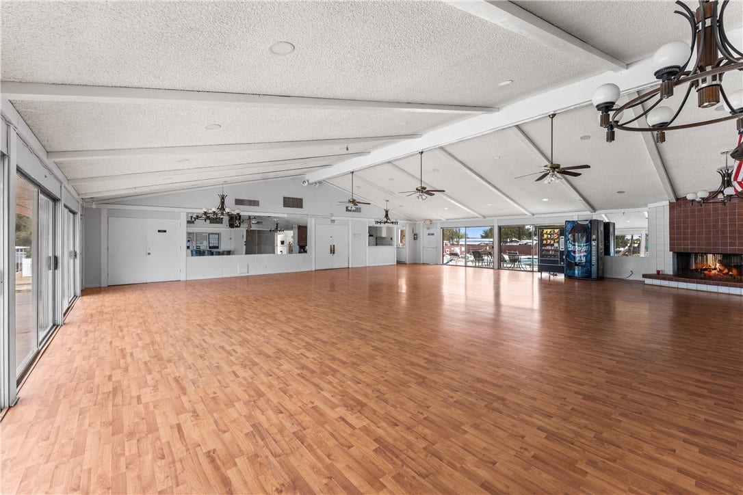 5711 Columbia Way, #SPC 219, Quartz Hill, CA 93536