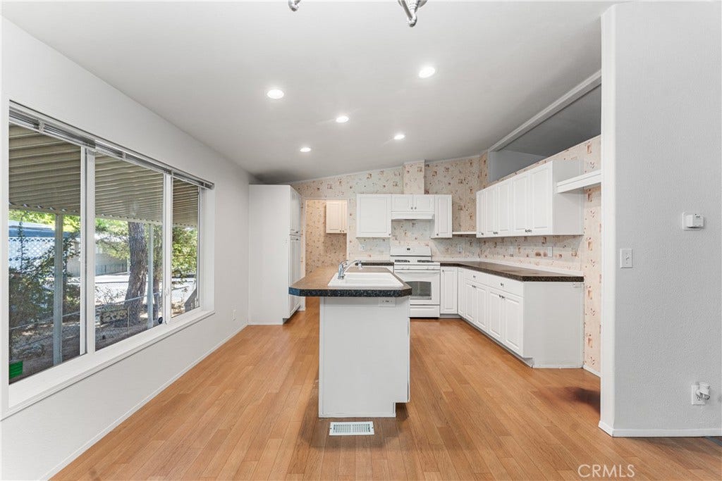 5711 Columbia Way, #SPC 219, Quartz Hill, CA 93536