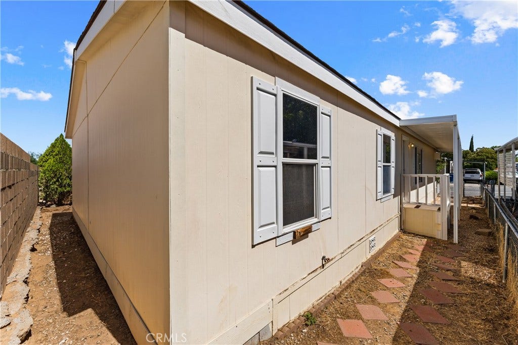 5711 Columbia Way, #SPC 219, Quartz Hill, CA 93536