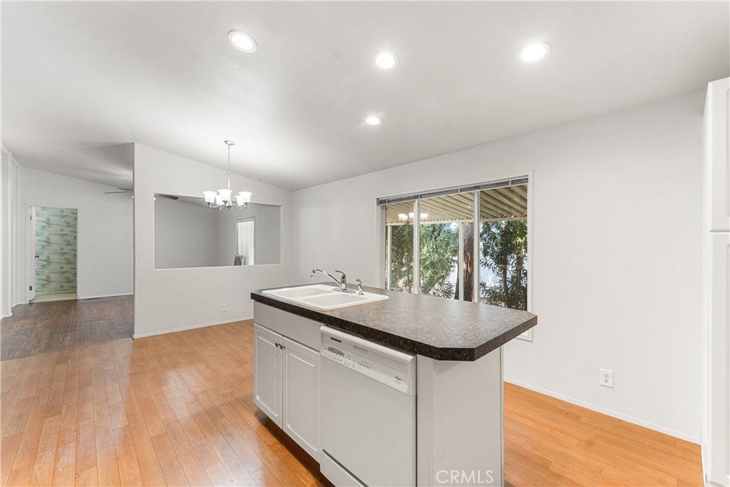 5711 Columbia Way, #SPC 219, Quartz Hill, CA 93536