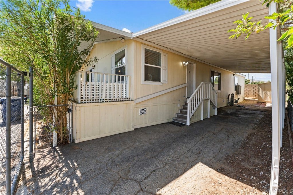 5711 Columbia Way, #SPC 219, Quartz Hill, CA 93536