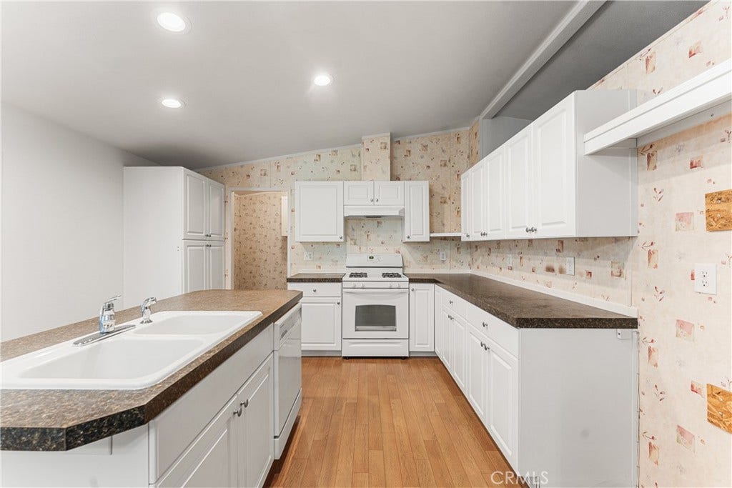 5711 Columbia Way, #SPC 219, Quartz Hill, CA 93536