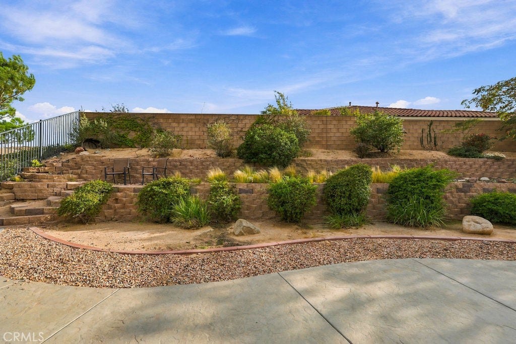 38462 Siamese Ln, Palmdale, CA 93551 38462 Siamese Ln, Palmdale, CA 93551