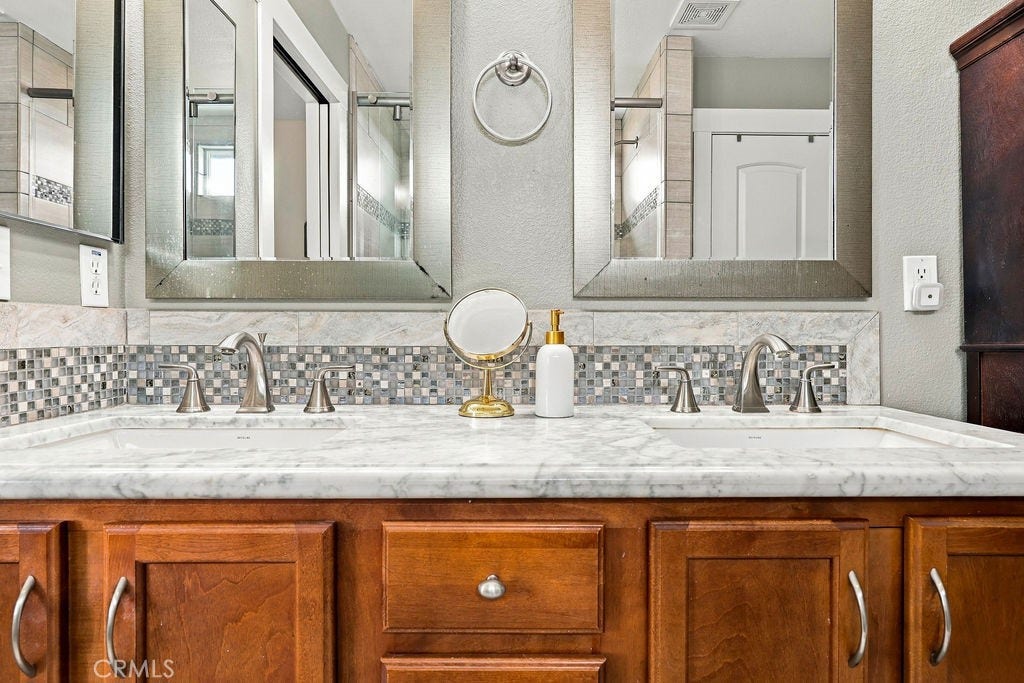 38462 Siamese Ln, Palmdale, CA 93551 38462 Siamese Ln, Palmdale, CA 93551