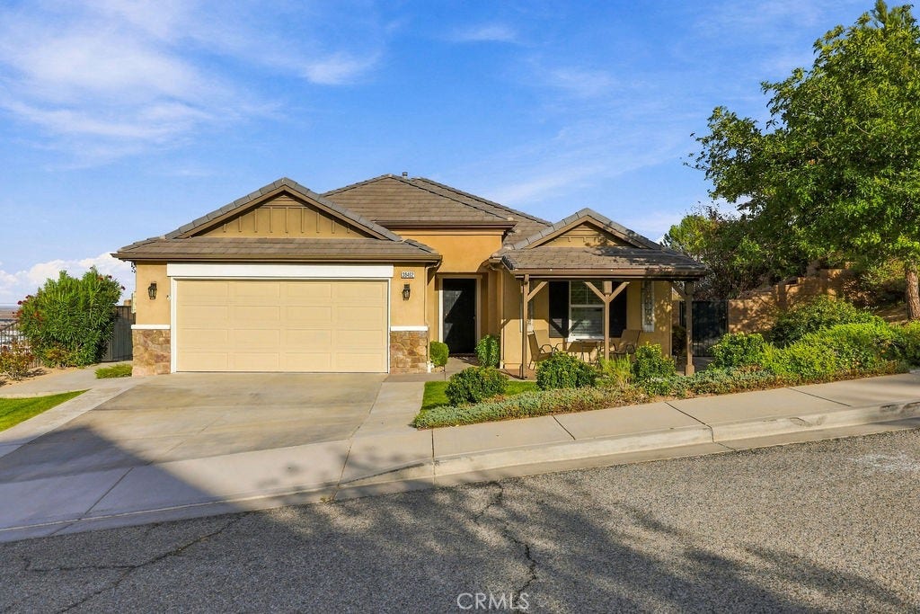 38462 Siamese Ln, Palmdale, CA 93551 38462 Siamese Ln, Palmdale, CA 93551