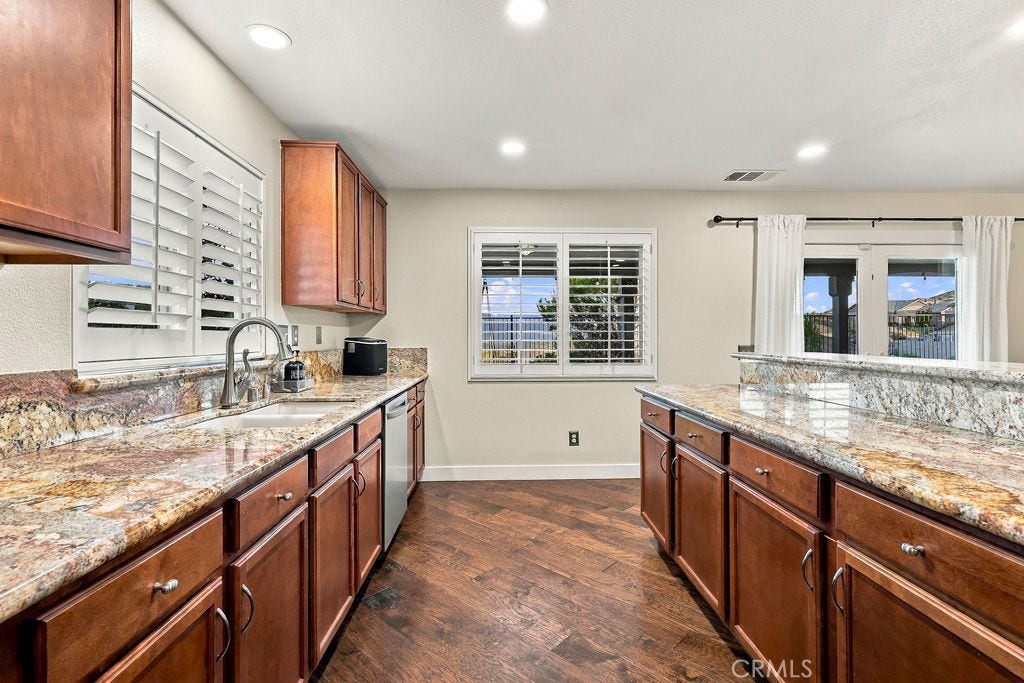 38462 Siamese Ln, Palmdale, CA 93551 38462 Siamese Ln, Palmdale, CA 93551
