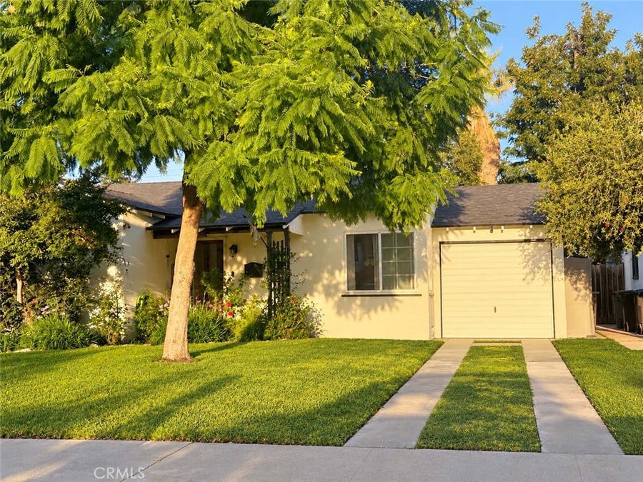 Property photo for 1910 N Evergreen, Burbank, CA