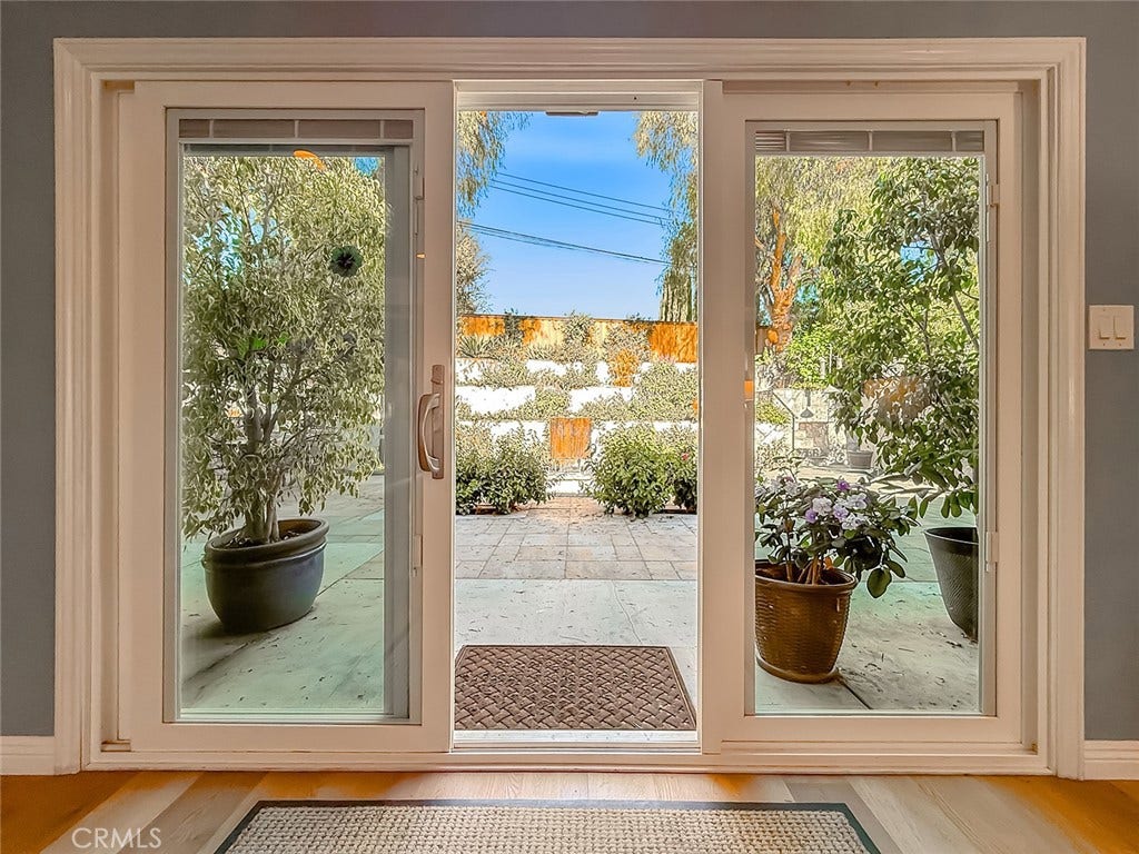 743 Spalding Street, Thousand Oaks, CA 91360 Welcome to the beautiful backyard