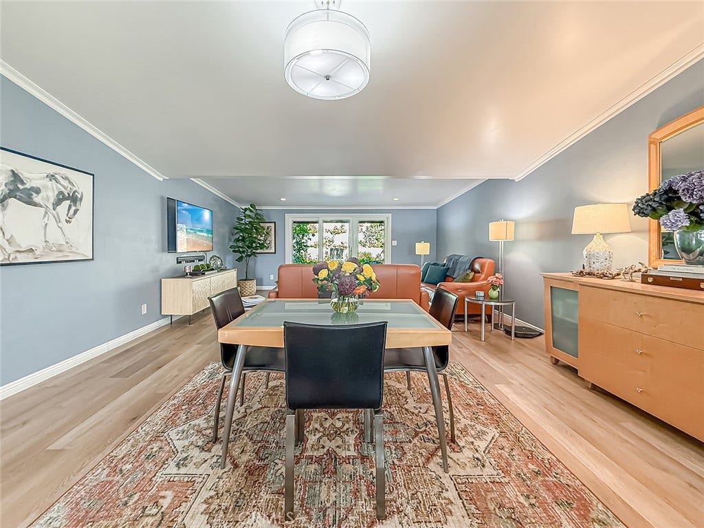 743 Spalding Street, Thousand Oaks, CA 91360 Large living and dining room area