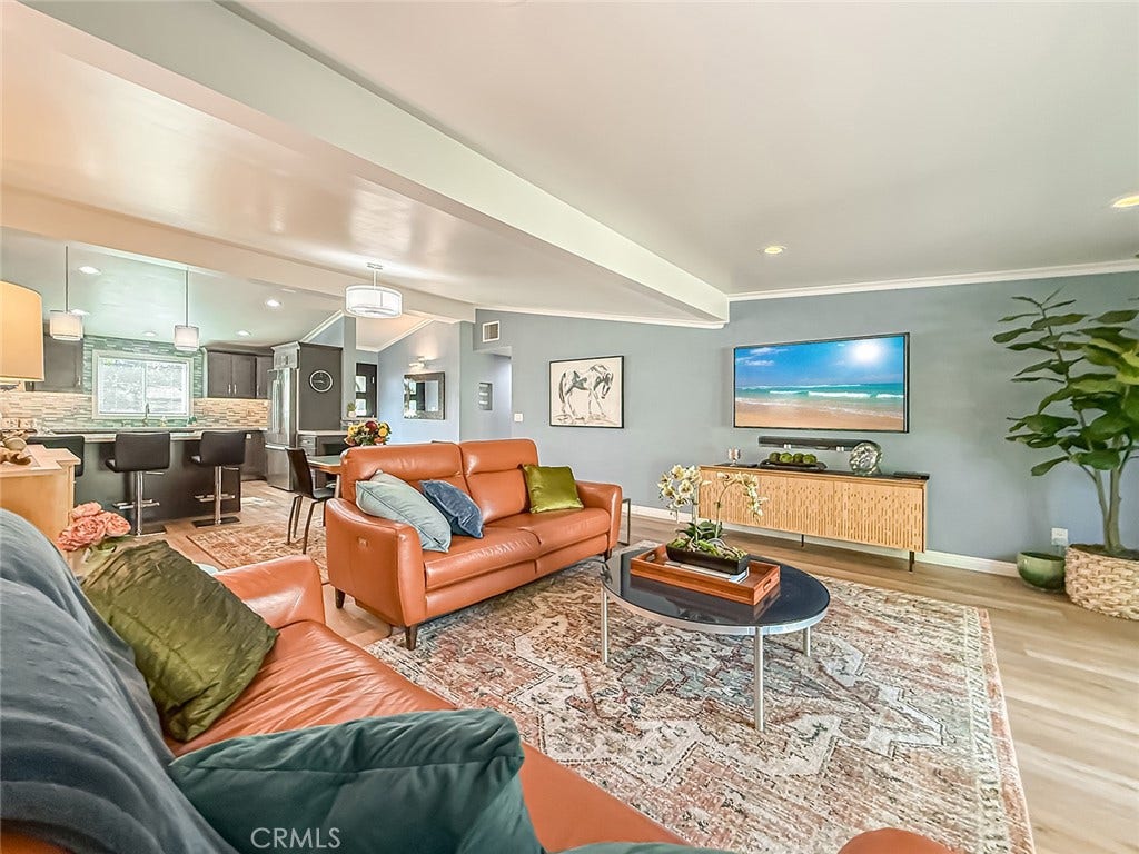 743 Spalding Street, Thousand Oaks, CA 91360 Open concept living and dining areas
