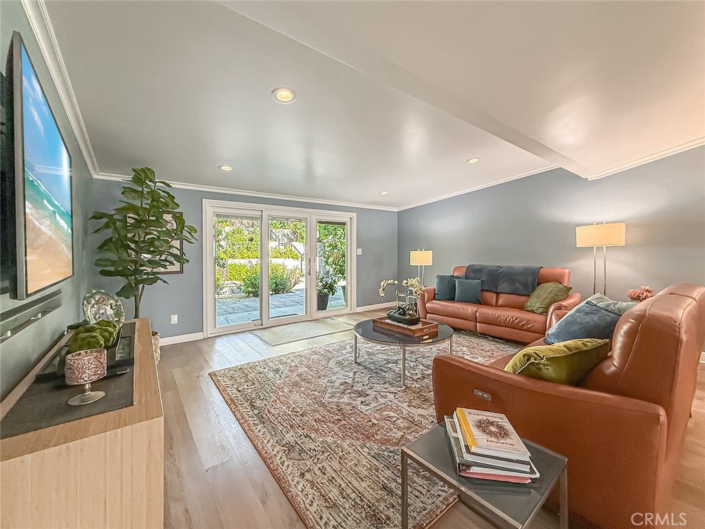 743 Spalding Street, Thousand Oaks, CA 91360 Tranquil setting overlooking backyard