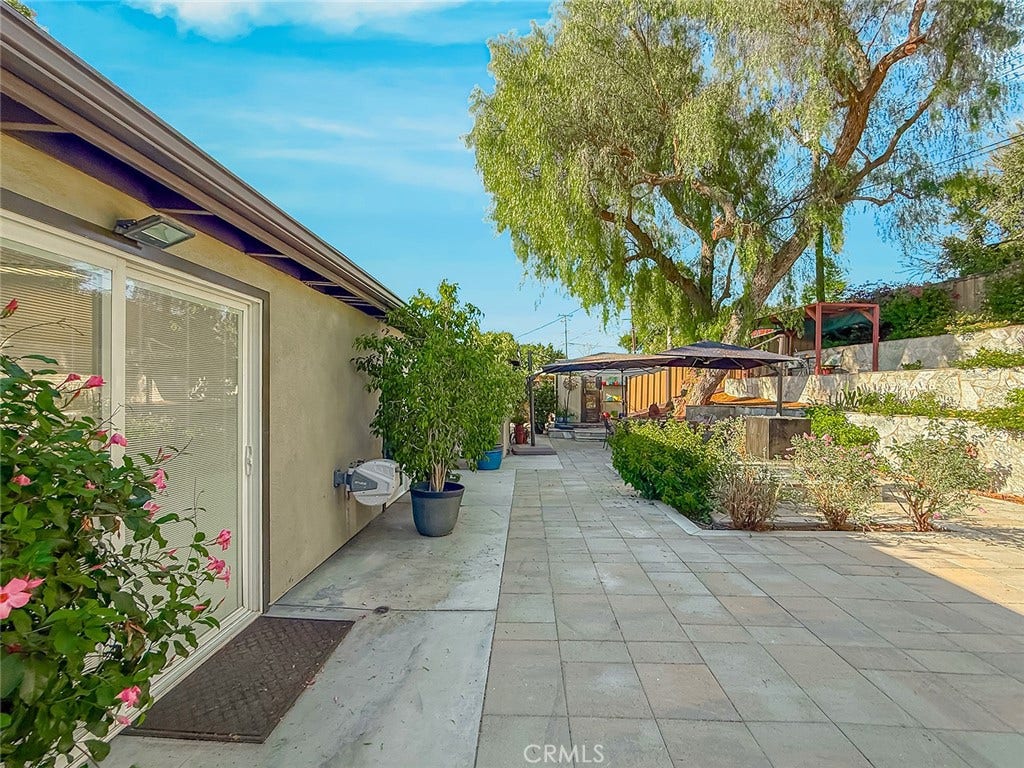 743 Spalding Street, Thousand Oaks, CA 91360 Multi leveled backyard