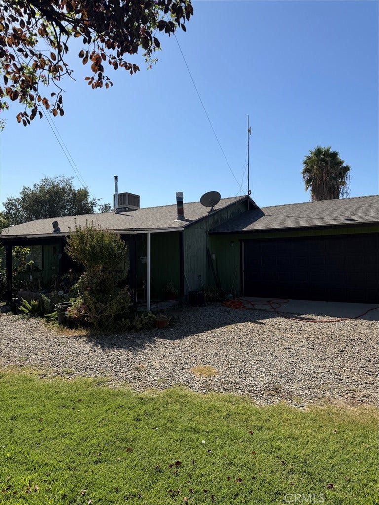 Property photo for 931 E List, Exeter, CA