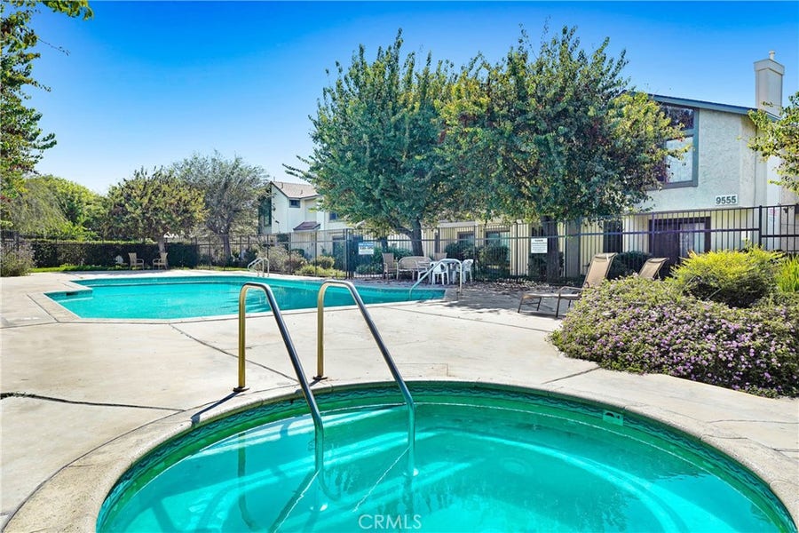 Property photo for 9531 Sepulveda blvd, #3, North Hills, CA