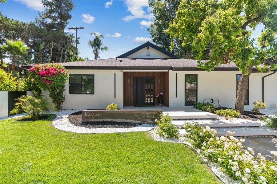 Property photo for 22850 Margarita, Woodland Hills, CA